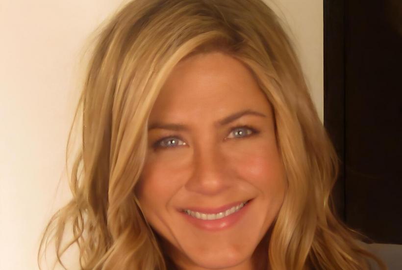 Дженнифер Энистон