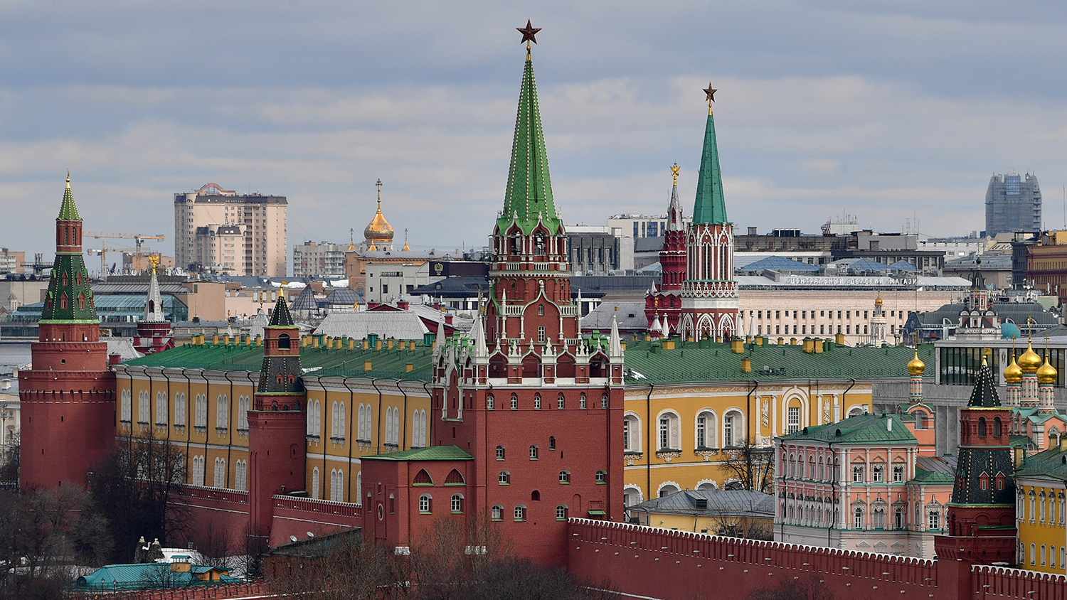 кремль москва троицкая башня