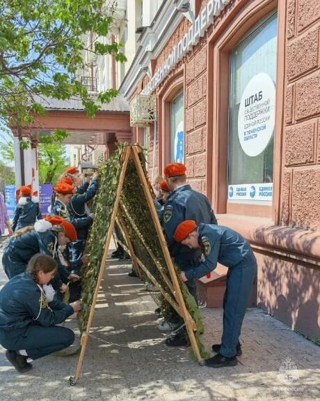 Кадеты МЧС России посетили штаб общественной поддержки «Единой России» по Тюменской области
