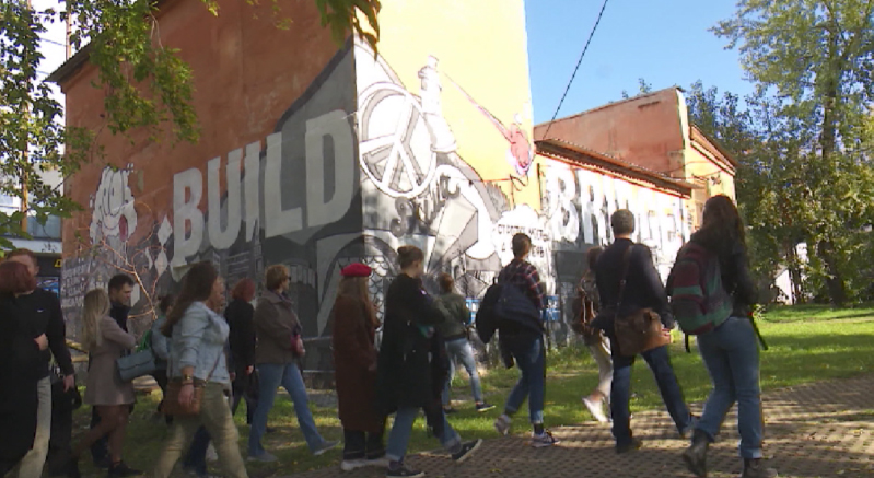 Екатеринбургская стрит-арт линия признана лучшим в России экскурсионным маршрутом