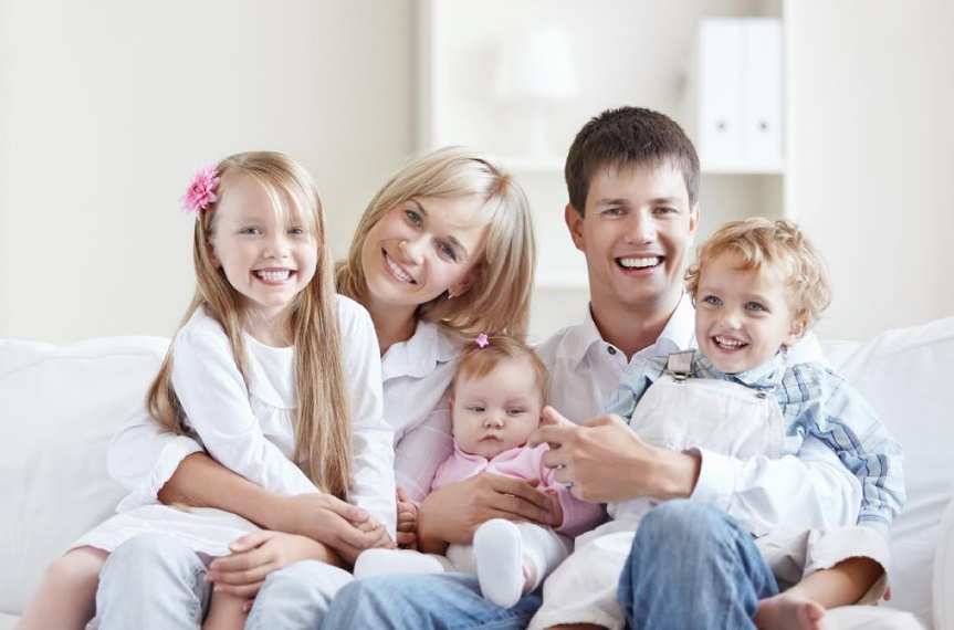 Глава ВЦИОМ назвал способы повышения демографии в России