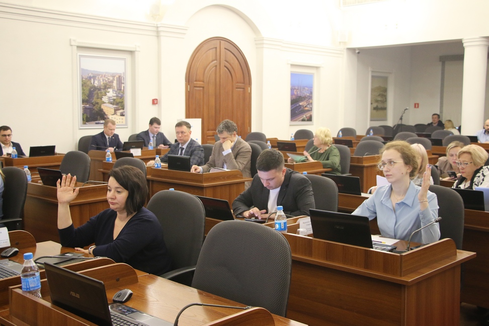 комитет по бюджету налогам и финансам