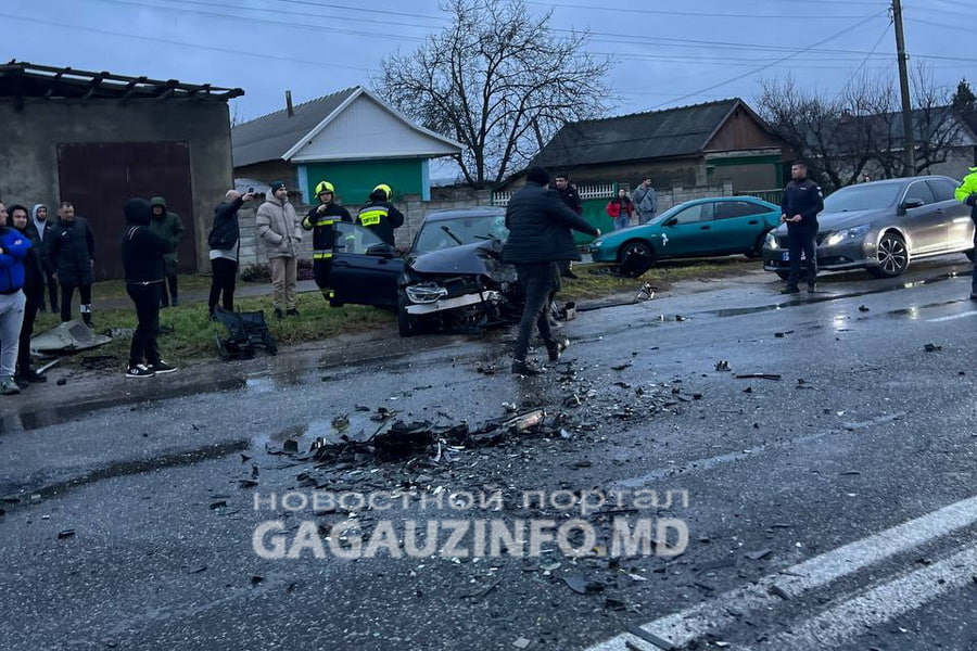 Тройная авария в Комрате: есть пострадавшие, движение закрыто