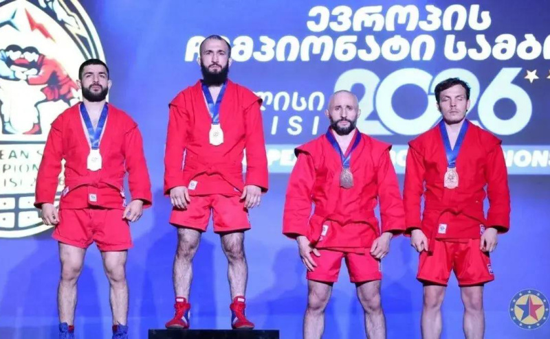 Камчатский самбист взял золото чемпионата Европы