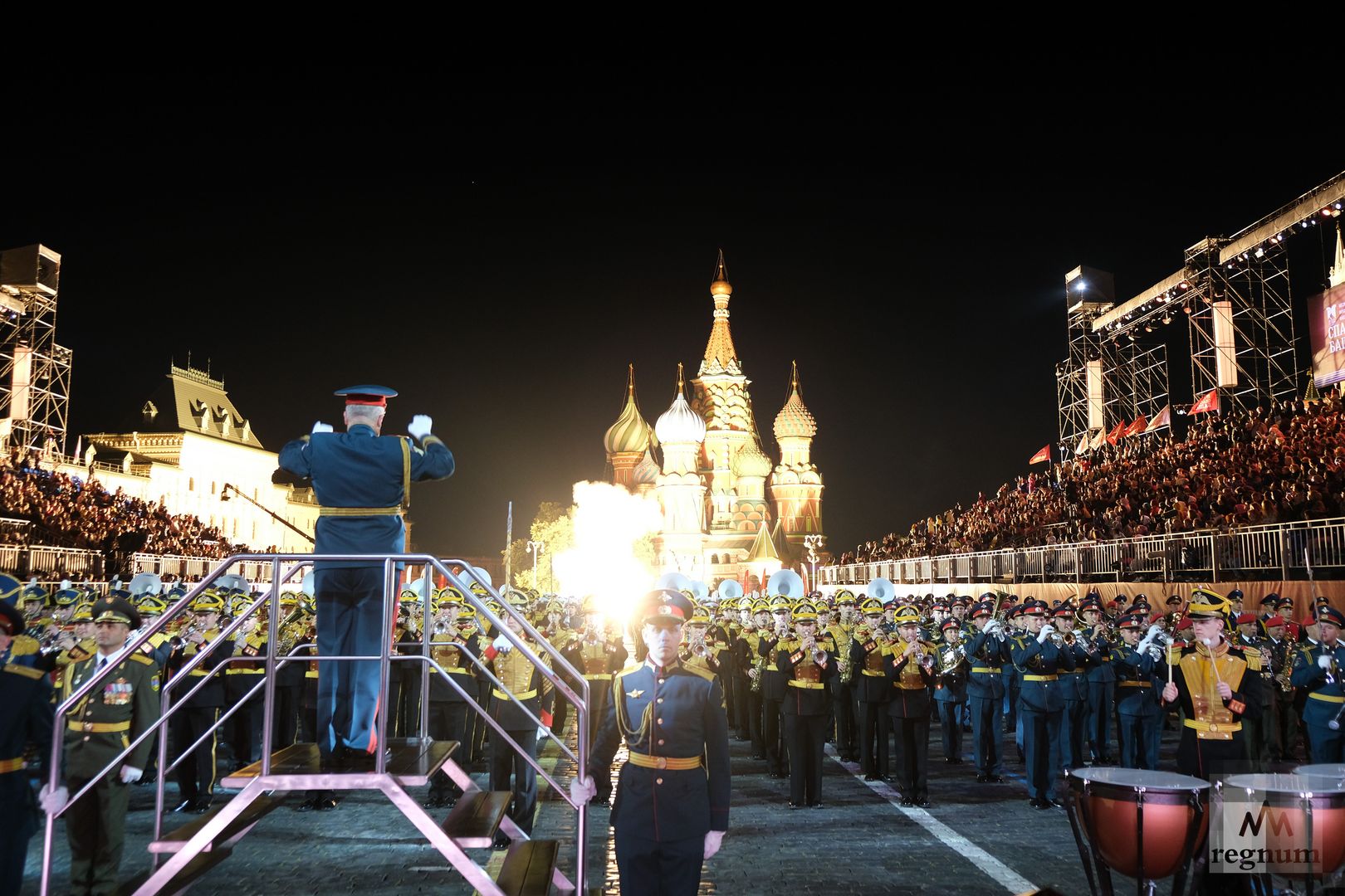 Выступление общего сводного оркестра