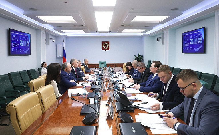 Совещание «О мастер-планах опорных населенных пунктов Арктической зоны Российской Федерации»