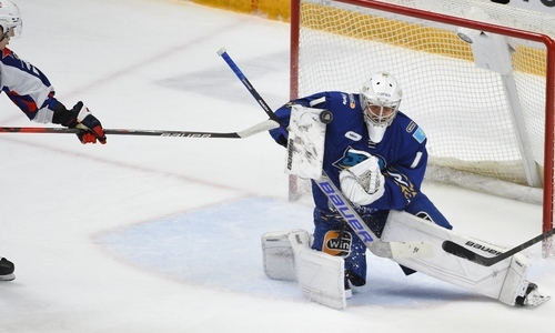 «Какой плей-офф?». Болельщики «Барыса» отреагировали на поражение ЦСКА в матче КХЛ