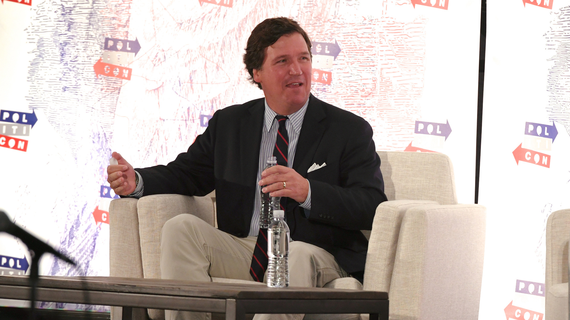 такер карлсон 2023. такер карлсон об интервью с путиным видео. такер карлсон отношение к россии. Fox news ведущие. такер карлсон об интервью с путиным видео.