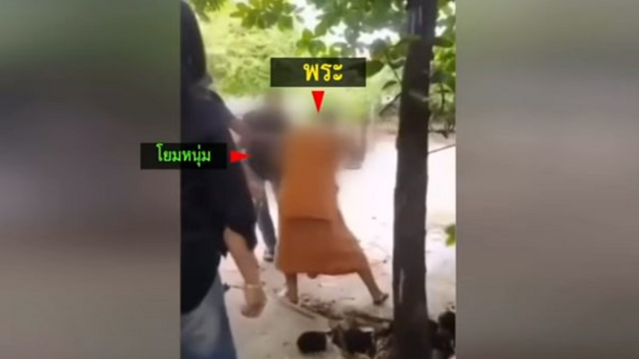 В Удонтхани буддийский монах Яим устроил драку ...