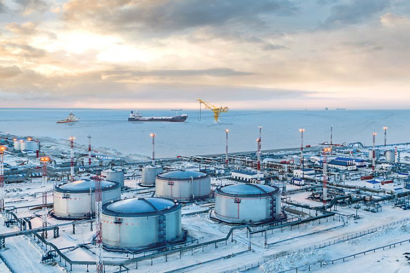 Московская биржа: котировки акций нефтегазового сектора 28.11.2025 на 13:30 MSK