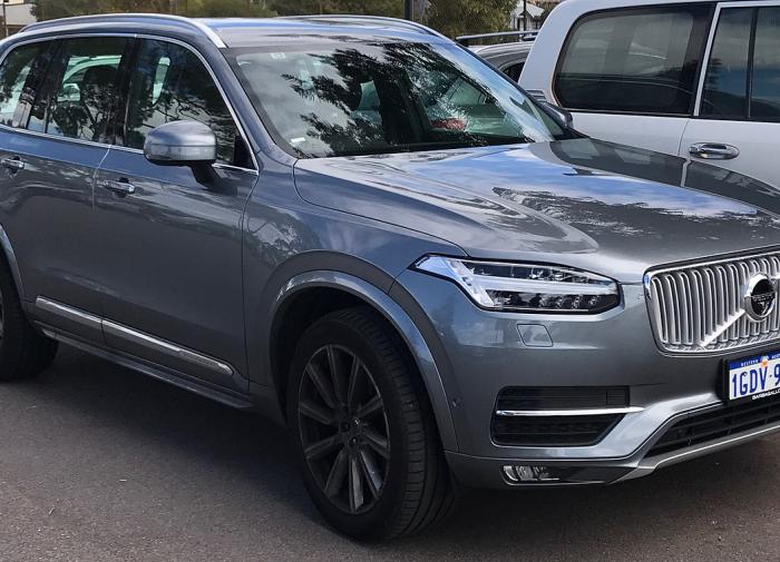 Как Volvo XC90 сохраняет стиль и комфорт спустя годы