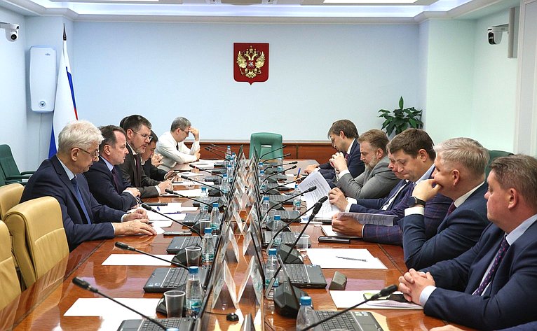 Круглый стол Комитета Совета Федерации по экономической политике «Совершенствование механизмов управления стратегическим развитием электроэнергетики Российской Федерации»