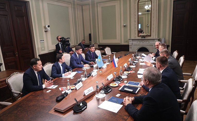 Встреча Руководителя Аппарата Совета Федерации Геннадия Голова с Руководителем Аппарата Сената Парламента Республики Казахстан