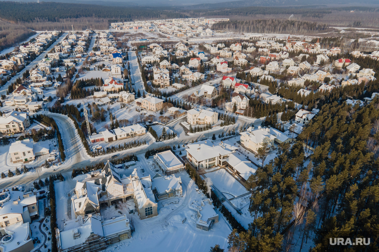 Карасьеозерск. Свердловская область, загородное жилье, коттеджный поселок карасьеозерск, элитный поселок