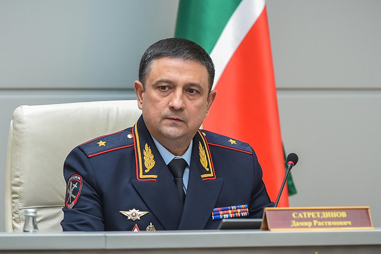 Сейчас у Сатретдинова три зама — Алексей Завгороднев, начальник полиции Алексей Соколов и начальник ГСУ Павел Ильин