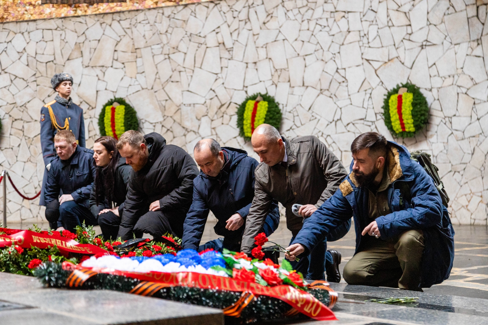 Торжественное закрытие «Вахты Памяти-2025» в Волгограде: подведение итогов полевого сезона