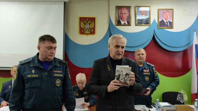 Начальник Главного управления Михаил Осокин провел совещание с председателями ветеранских организаций по итогам прошедшего года