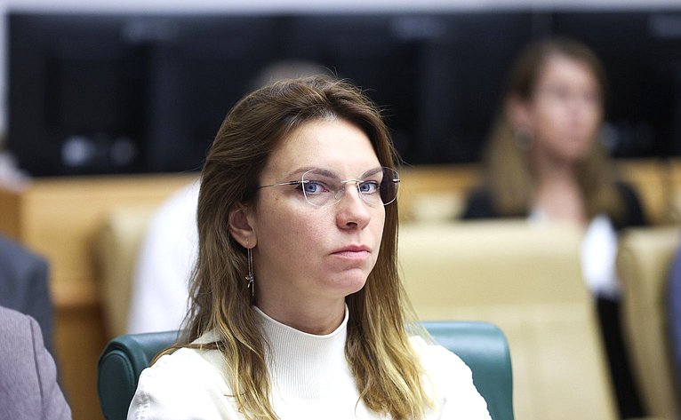 Совещание Комитета СФ по экономической политике по вопросу консервации объектов культурного наследия, находящихся в неудовлетворительном состоянии, относящихся к федеральной собственности