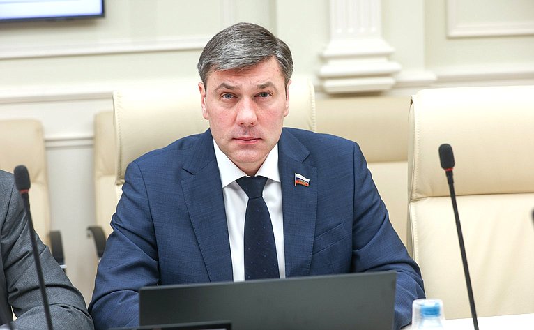 Николай Ежов