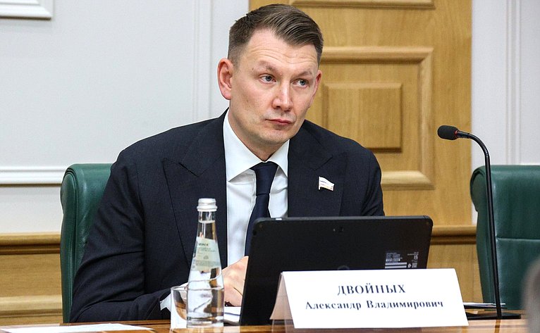 Александр Двойных