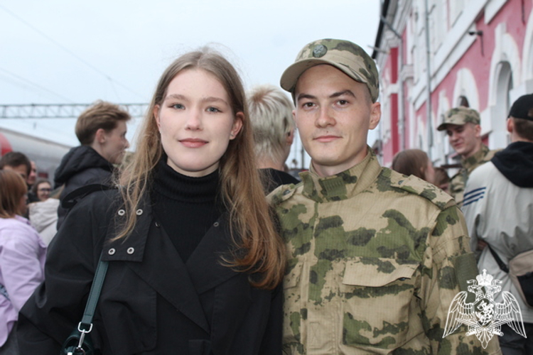 Вологодские призывники направились на службу в воинские части Росгвардии (ВИДЕО)