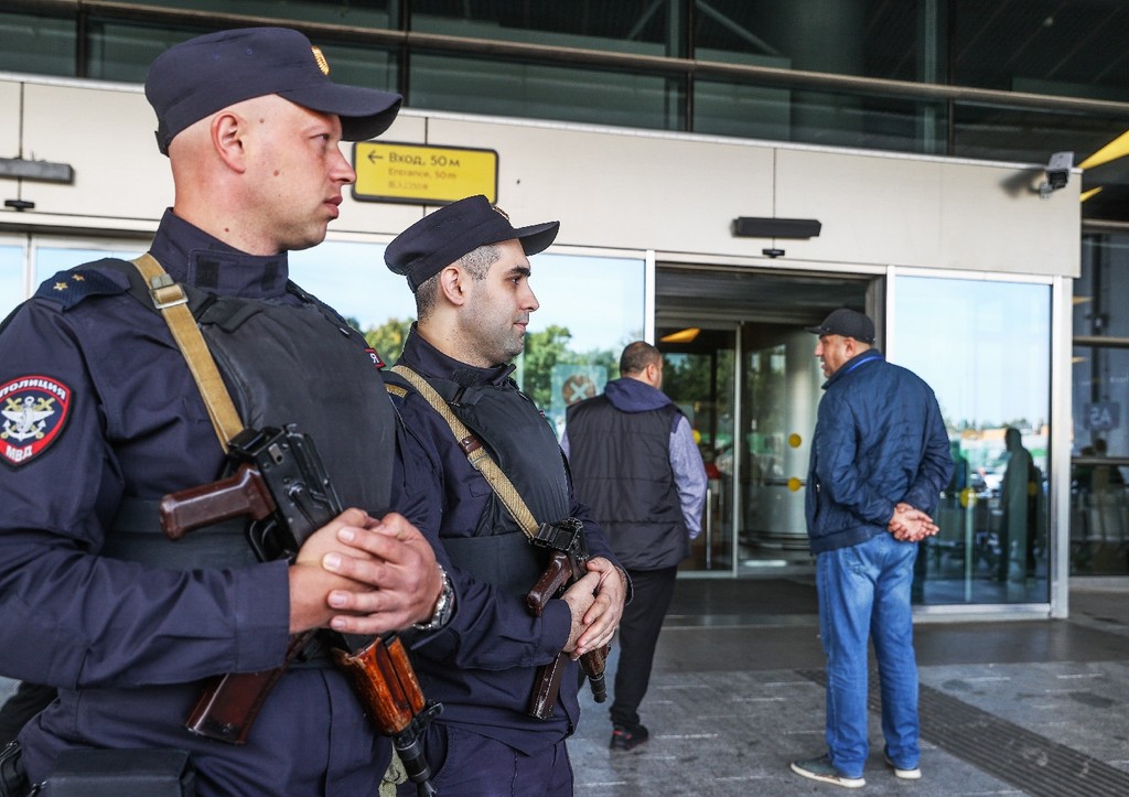 Аэропорт Сочи усилит меры безопасности