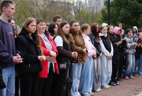 В Хабаровск впервые доставлена частица Вечного огня из Александровского сада