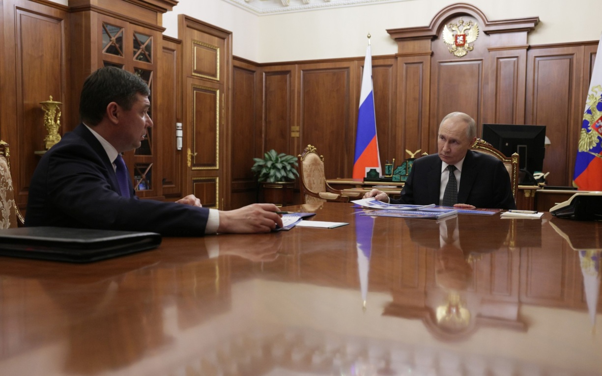 Первышов рассказал Путину об участниках СВО, которые нашли себя в госслужбе