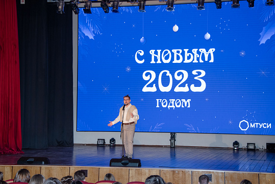 2022 картинка. Год 2022 отметят в истории новой войной. Youtube 2023 года. Провожаем 2022,смешные. Год 2022 отметят в истории новой войной.