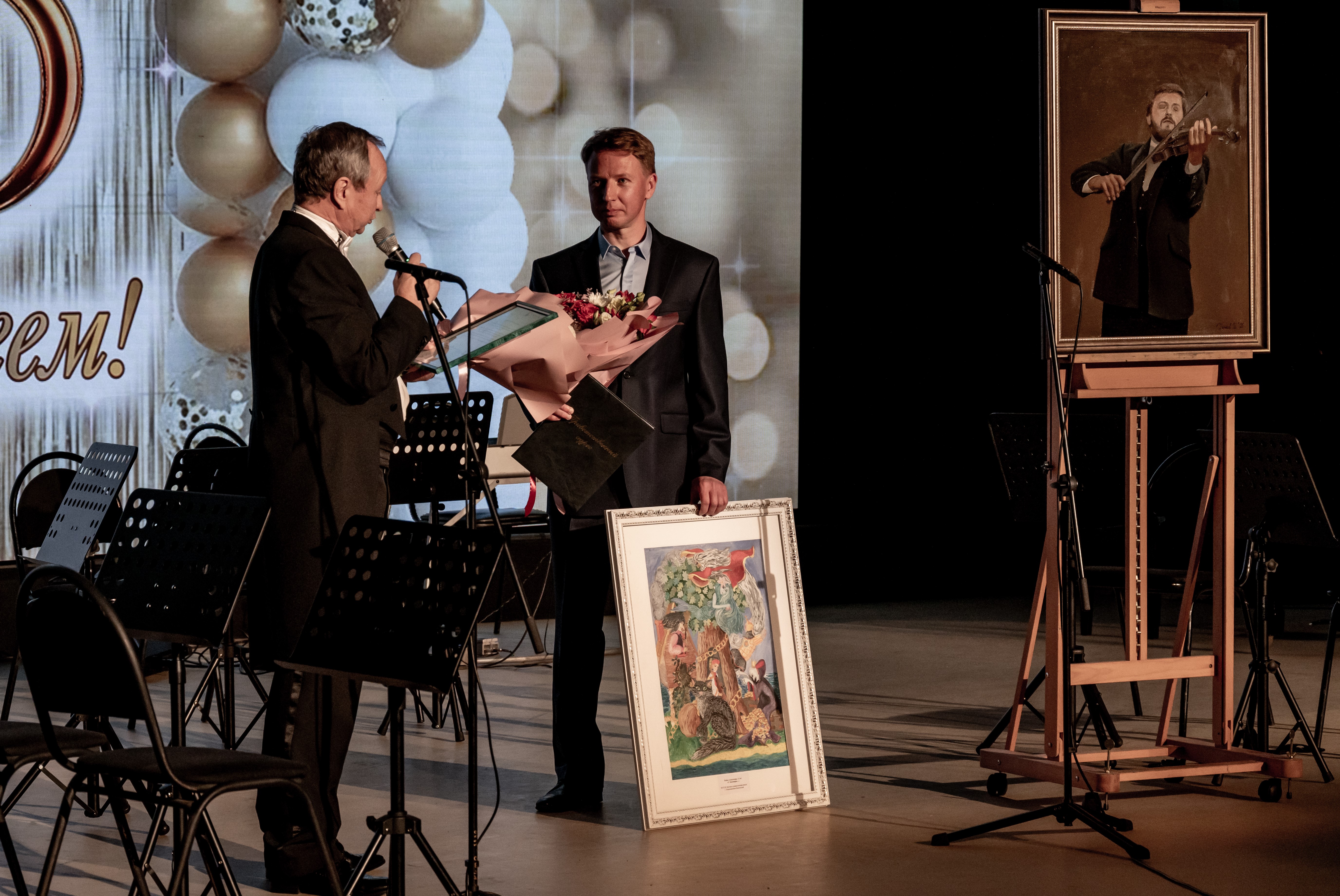 История старейшей музыкальной школы неразрывно связана с культурным развитием города, - отметил Глава краевой столицы Евгений Беляев 