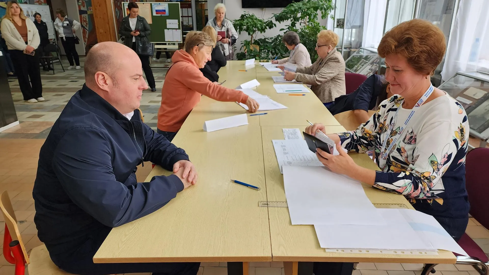 Глава проголосовал. Глава проголосовал