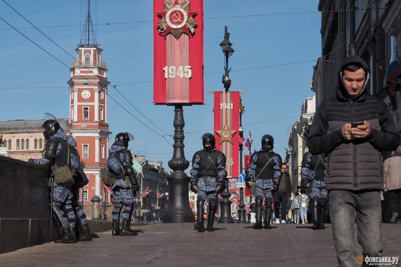 площадь победы в питере на