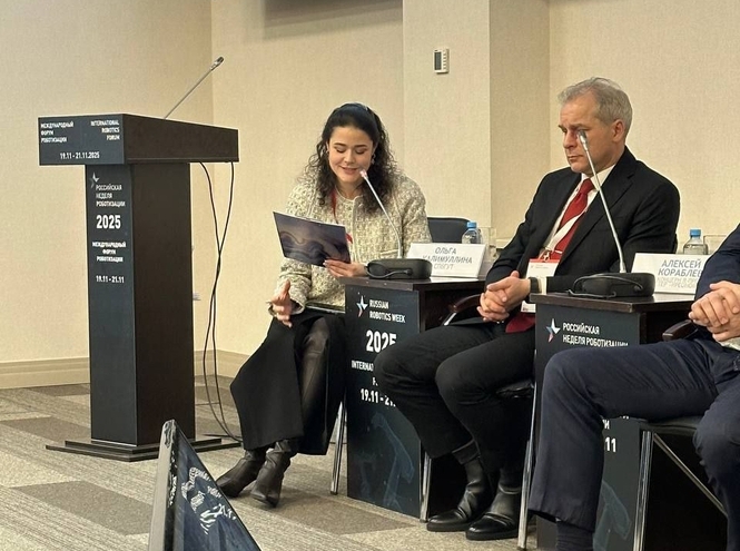 СПбГУТ принимает участие в Международном форуме роботизации