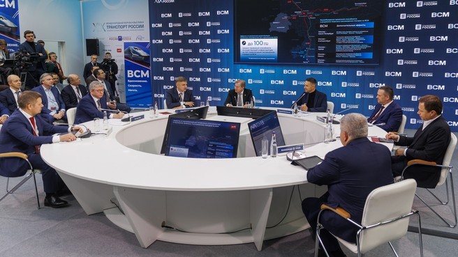 Виталий Савельев принял участие в сессии «ВСМ. Вдохновение. Скорость. Мечта» на Международном форуме «Транспорт России»