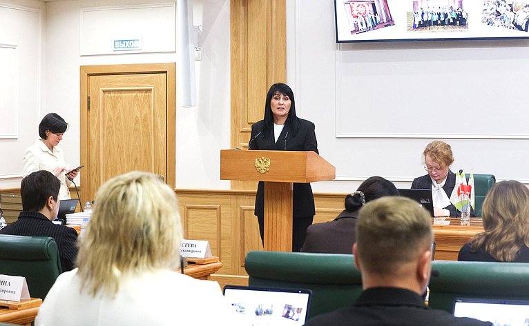 Анастасия Жукова провела встречу с лидерами XIV Всероссийской акции «Добровольцы – детям»