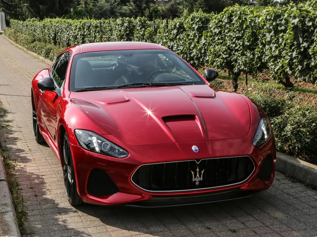 Maserati GRANTURISMO 2016 Red