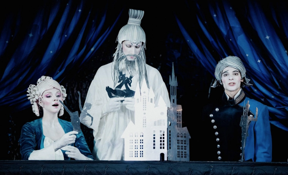 Зимние спектакли, которые стоит посмотреть в театре с детьми