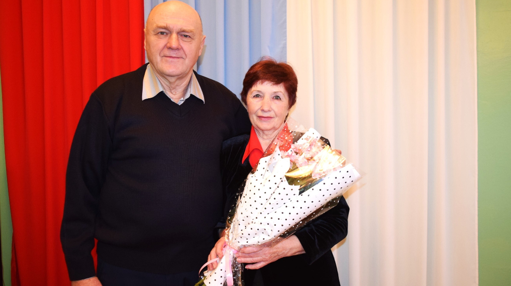 Брянские супруги Устенко отметили золотую свадьбу