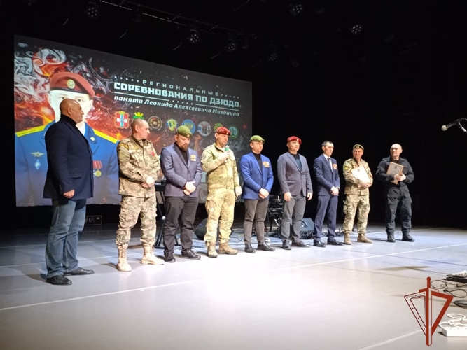 В Омской области прошли межрегиональные соревнования по дзюдо памяти офицера ЦСН «Витязь» Леонида Махонина