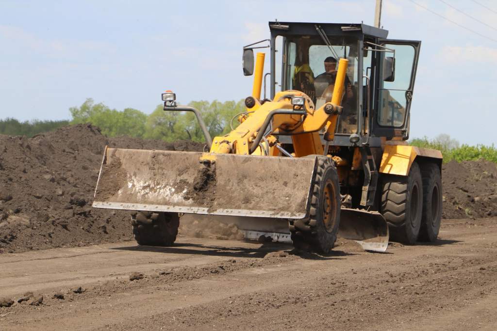 В Курском районе в 2023 году построят 10 дорог