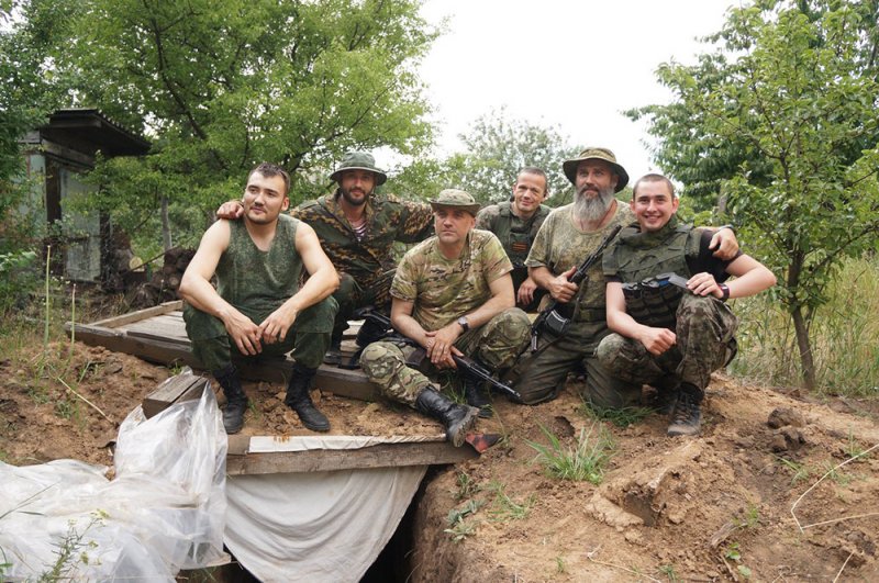 Фото захара прилепина в чечне