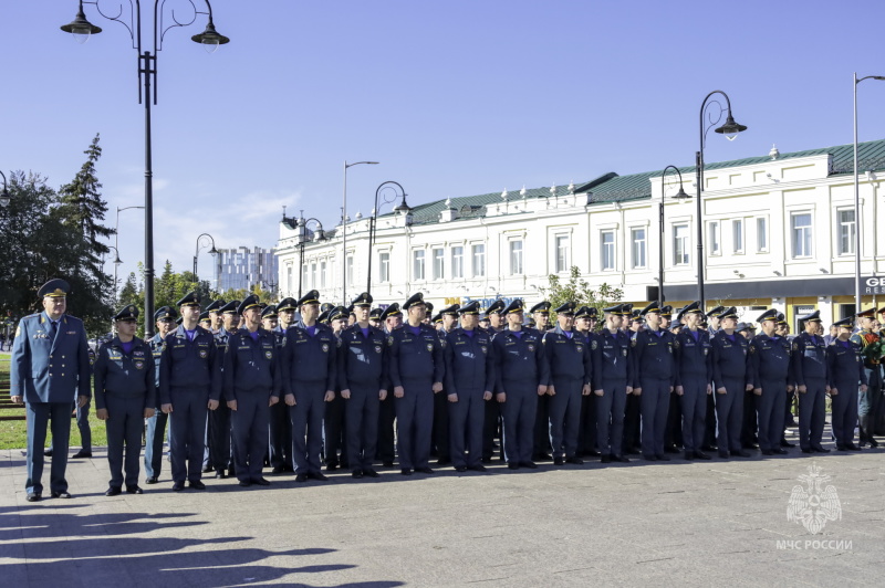 В Омске открыли памятник Герою Советского Союза