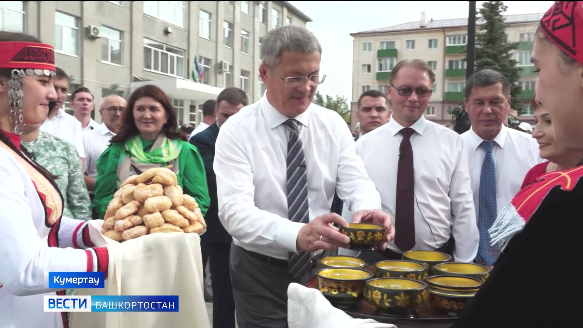 Радий Хабиров поздравил жителей башкирского Кумертау с 70-летием города