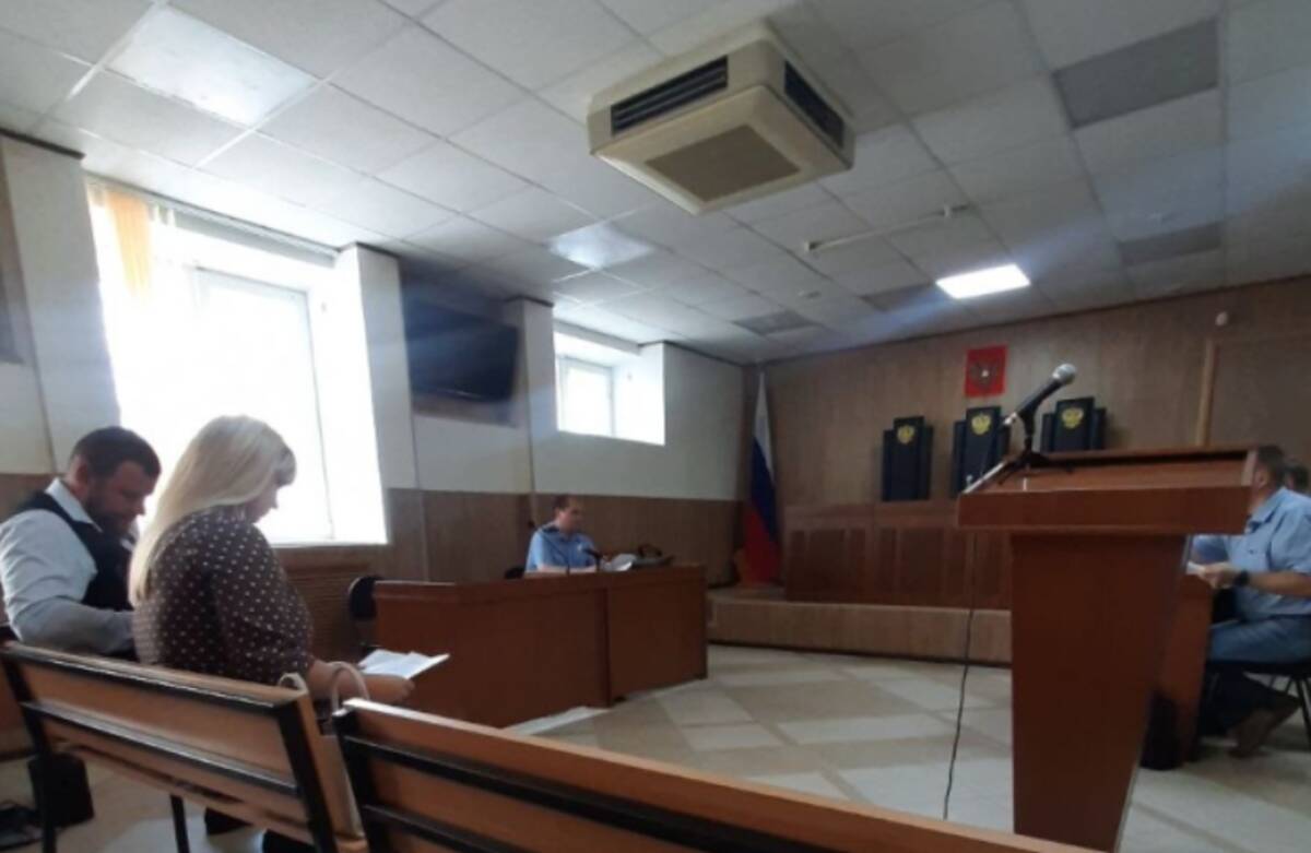 Брянский суд вынес оправдательный приговор инспектору ДПС Елене Садовской