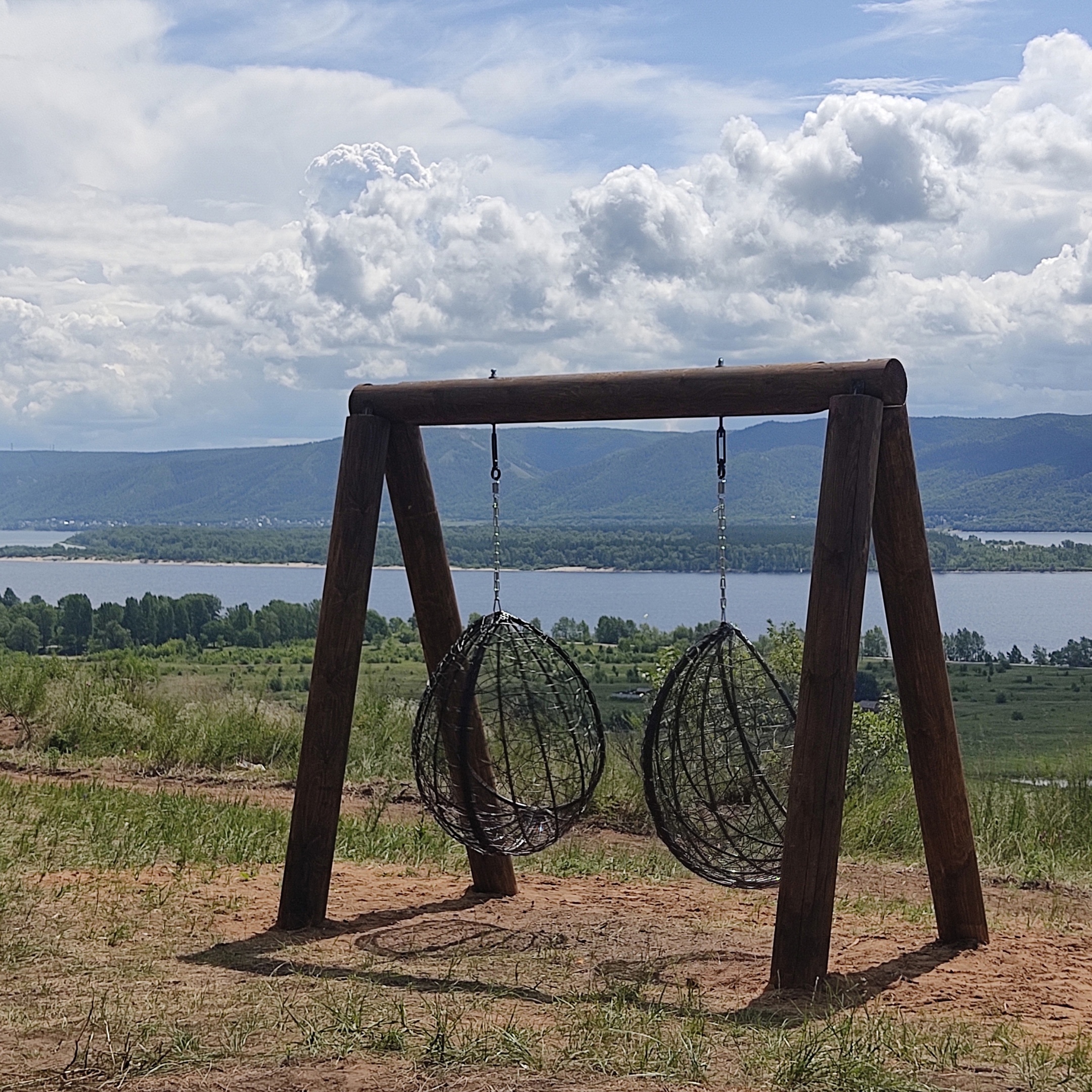 Качели на горе Башкирия