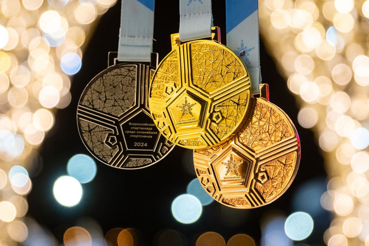 Призеры Спартакиады получат уникальные медали, изготовленные в технике златоустовской гравюры на металле.