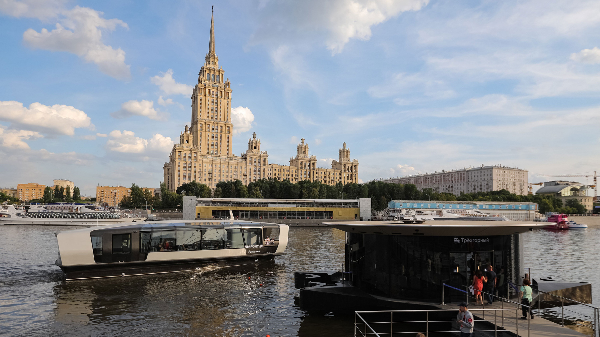 Московский Речной транспорт новый