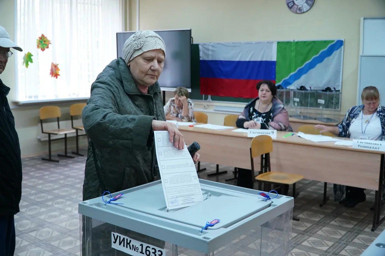 Подвоз избирателей на участки. Комиссия администрации фото. Голосования 8 сентября. Явка на выборы. Выборы президента за рубежом.