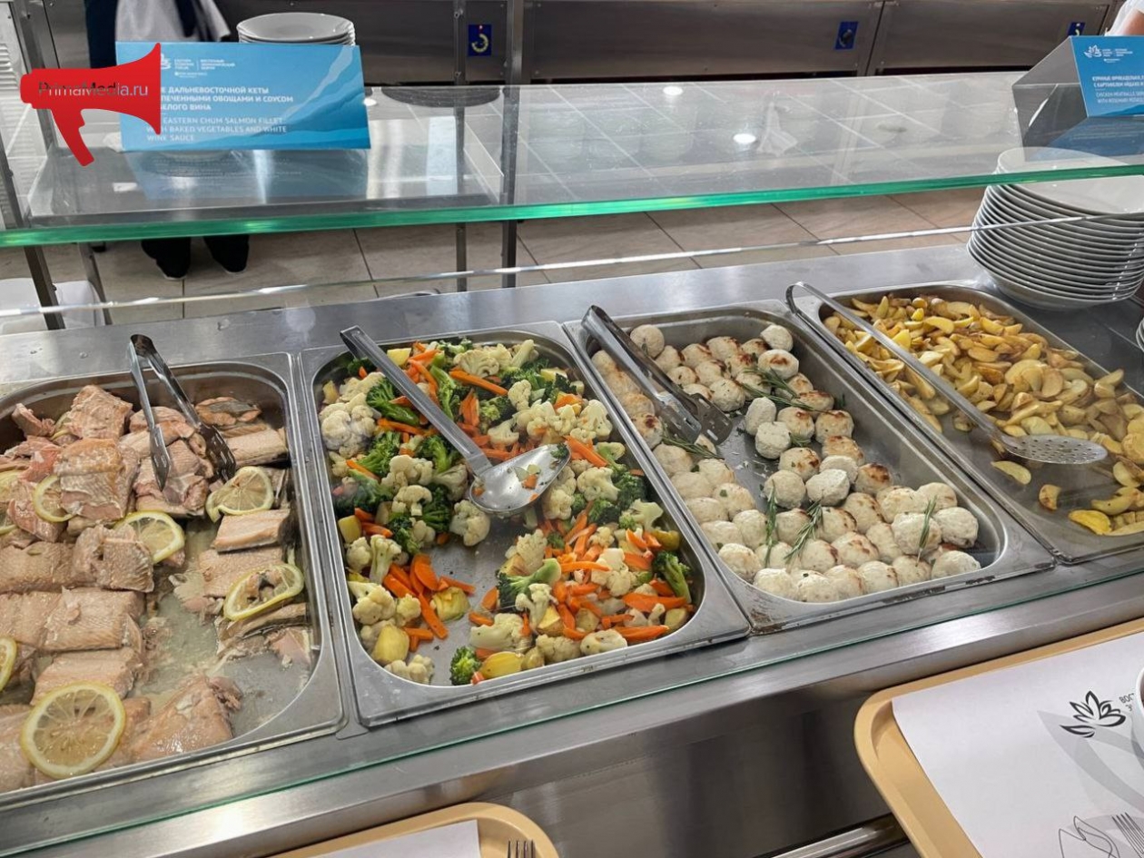 Ресторан мидийное место в сочи. Где интересно покушать в красноярске. Владивосток ресторан краб. Где поесть. Кафе драники.