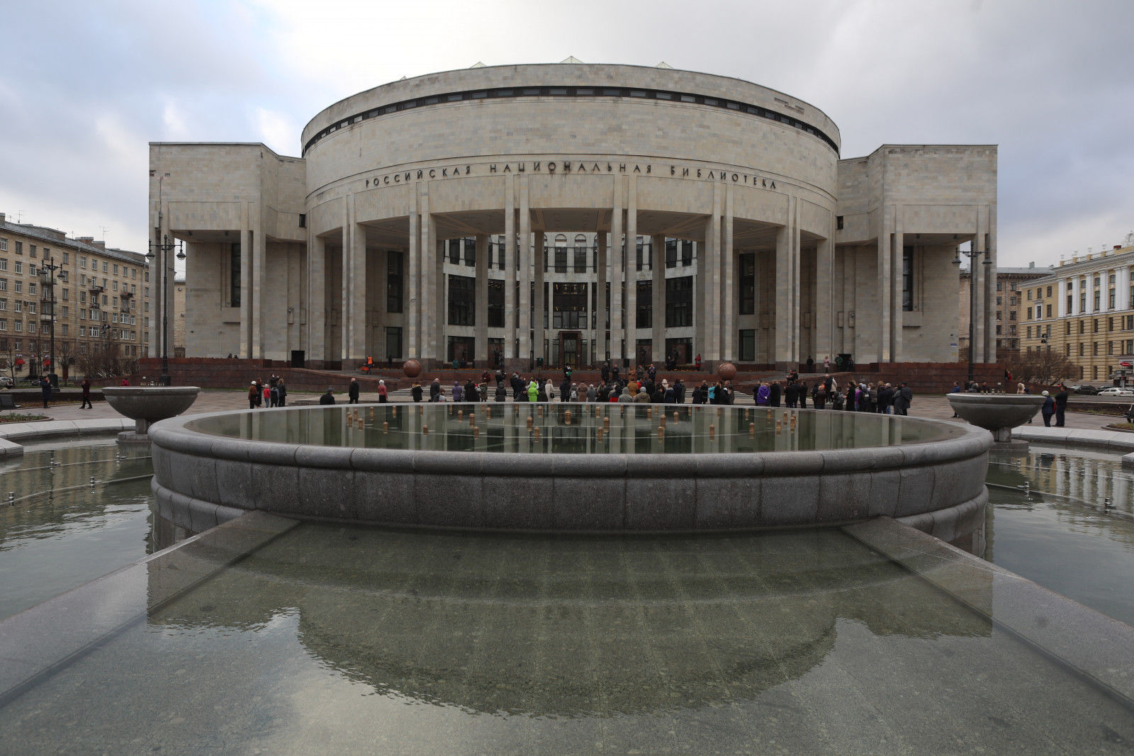 Регулятор напряжения бытовой тип рнб-1. Регулятор напряжения бытовой тип рнб-1 0-250в 2а. Рнб санкт-петербург московский проспект. Регулятор напряжения бытовой тип рнб-1. Латр рнб-1.